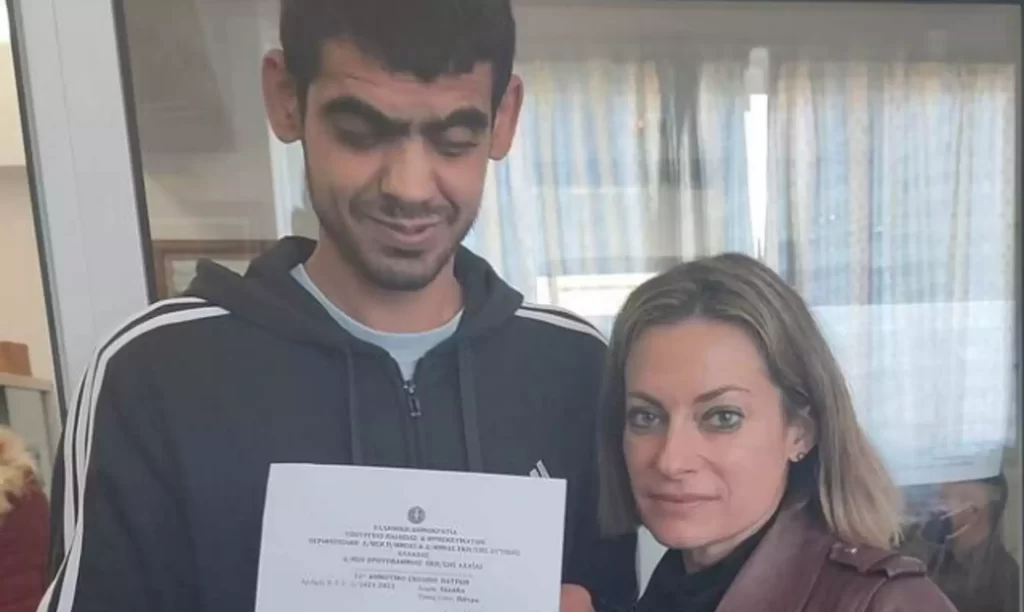 tyflos mathitis TheBest 12 04 2022