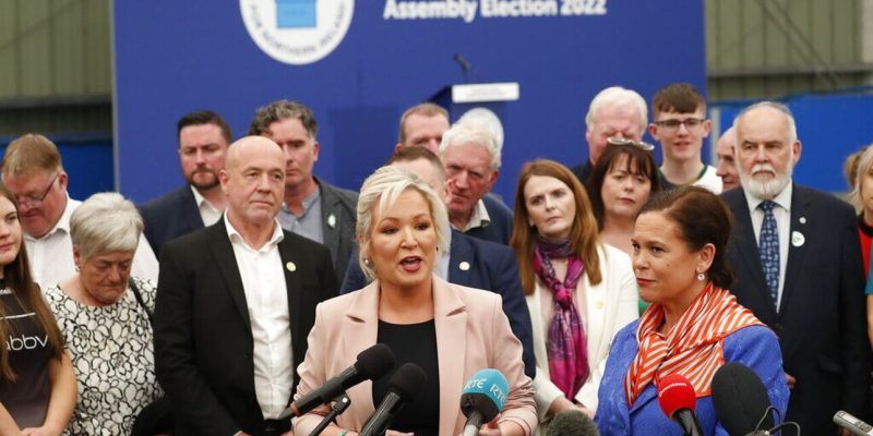 Βόρεια Ιρλανδία: «Νέα εποχή» μετά τη νίκη του Σιν Φέιν στις τοπικές εκλογές Sinn Feins Michelle ONeill