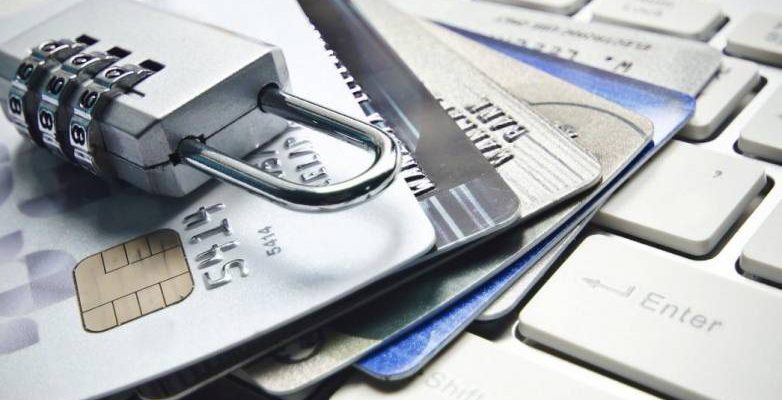 ΠΑΤΡΑ: Του άρπαξαν 15.000 ευρώ από τον λογαριασμό του fraud card internet