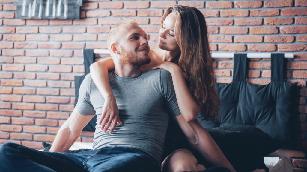 220701195438 couple sex love