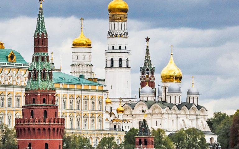 Η Ρωσία ανακοίνωσε ότι στη διάρκεια της νύκτας κατέρριψε 287 ουκρανικά μη επανδρωμένα αεροσκάφη