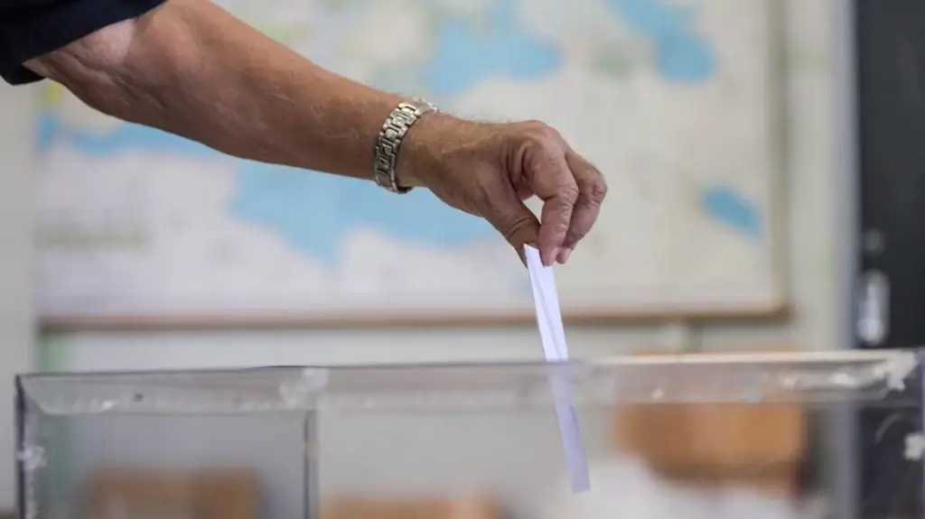 Δημοσκοπήσεις: Σταθερό το πολιτικό σκηνικό και μετά τις παρακολουθήσεις galop metron ektimisis xr