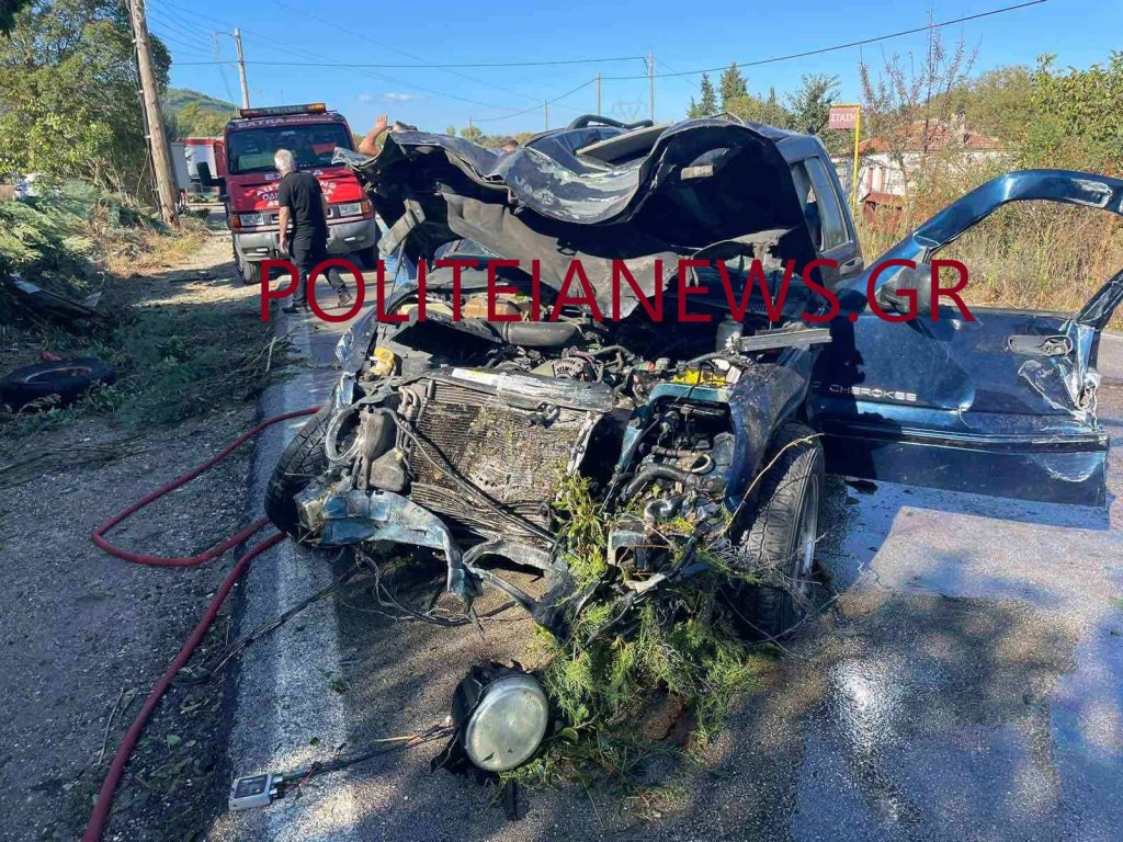 ΕΓΚΛΩΒΙΣΤΗΚΑΝ ΔΥΟ ΑΤΟΜΑ: Τροχαίο - σοκ στην 111 - ΦΩΤΟ 311508721 3377051632573412 6621636910376425867 n 1