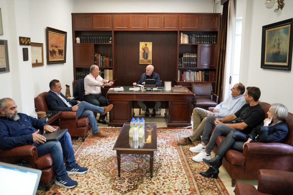 DCD5AE1F CCF6 49F4 8255 883F6665CAB2