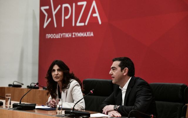Τσίπρας: "Αμεση διάλυση της Βουλής και εκλογές" -Live η συνέντευξη photo1675164381