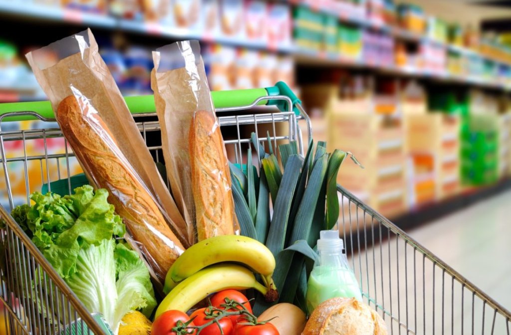 super market e1666769864132