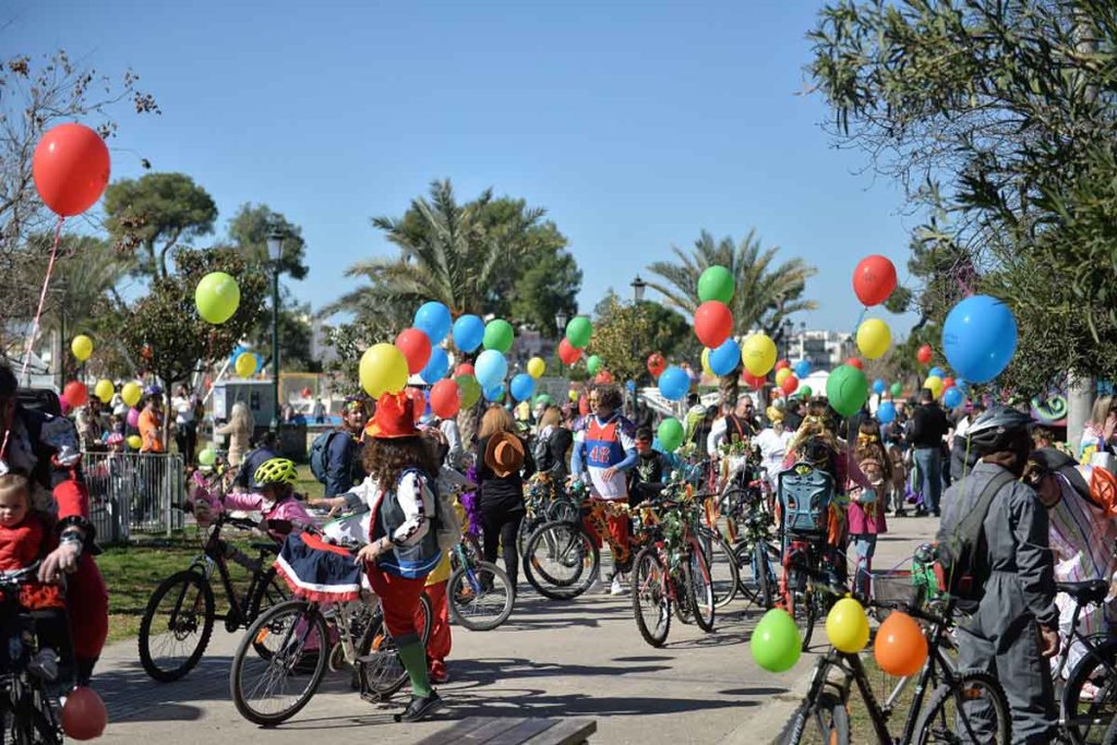 carnavaliki podilatada