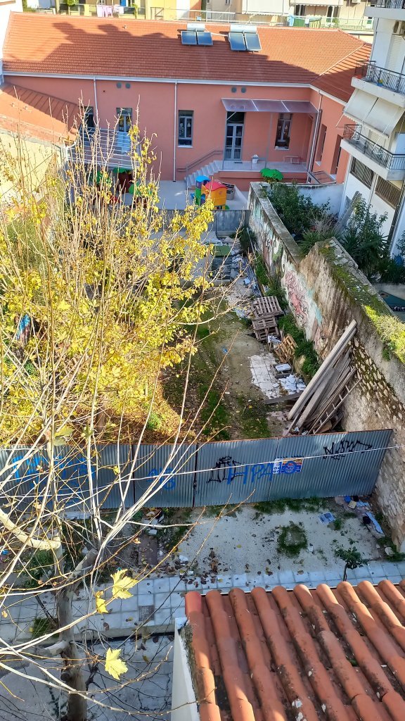Προαύλιος χώρος Νηπιαγωγίου small