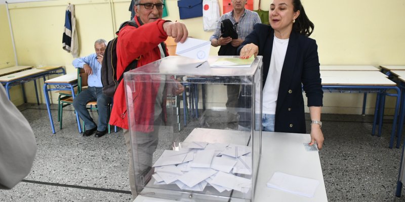 Εκλογές 2023: Τι δείχνουν οι δημοσκοπήσεις τρεις εβδομάδες πριν τις κάλπες 1684660172959