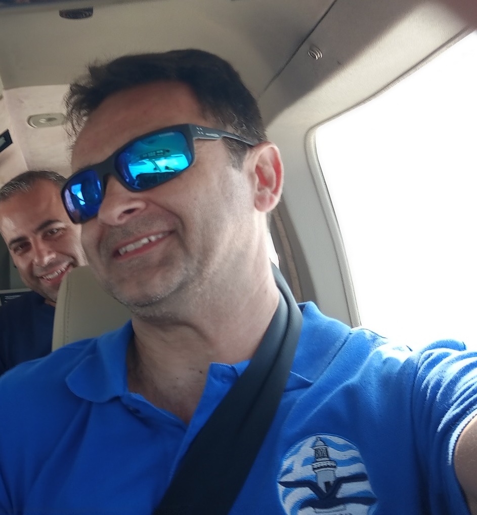 φωτο 2 δεξιά Ο κ. Πέτρος Ρικάς