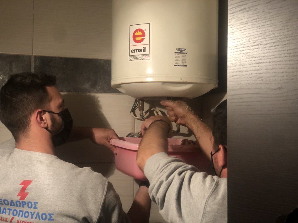 2 υδραυλικος 1