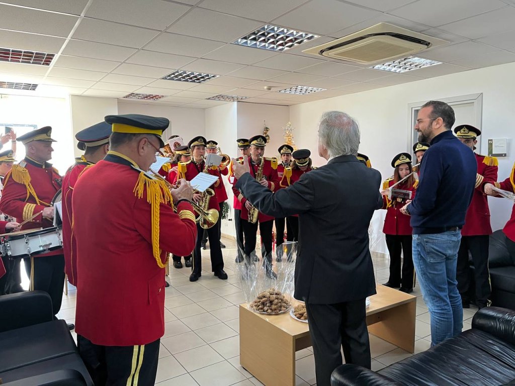 Μπάντου Δήμου 3