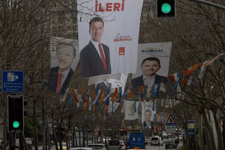 Δημοτικές εκλογές στην Τουρκία: 61 εκατομμύρια ψηφοφόροι καλούνται την Κυριακή στις κάλπες