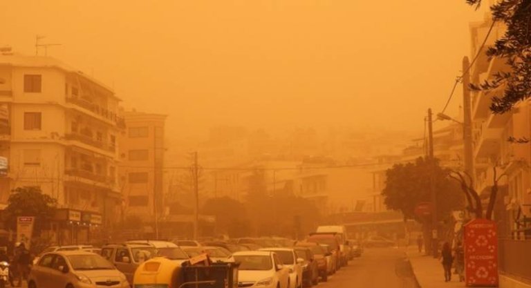 Συνεχίζεται η εισβολή της αφρικανικής σκόνης: Υψηλές θερμοκρασίες και σήμερα Πέμπτη