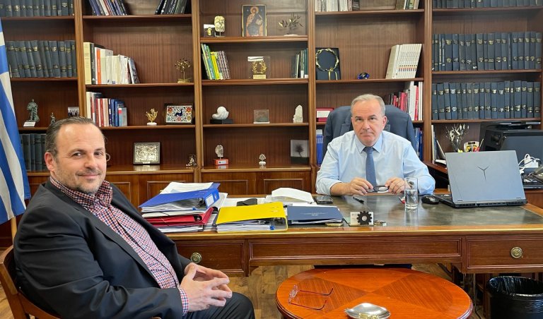 Συνάντηση Πλάτωνα Μαρλαφέκα με τον αναπληρωτή Υπουργό Οικονομίας Νίκο Παπαθανάση (φωτο)