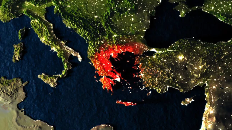 greece_map_red_temperature_567164380-768x432