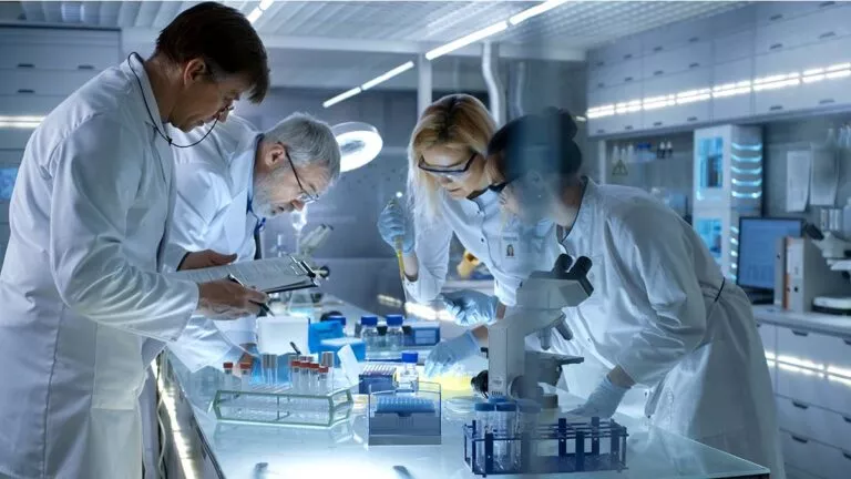 labcancer_691541056-768x432
