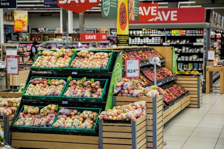 super-market-free-768x512