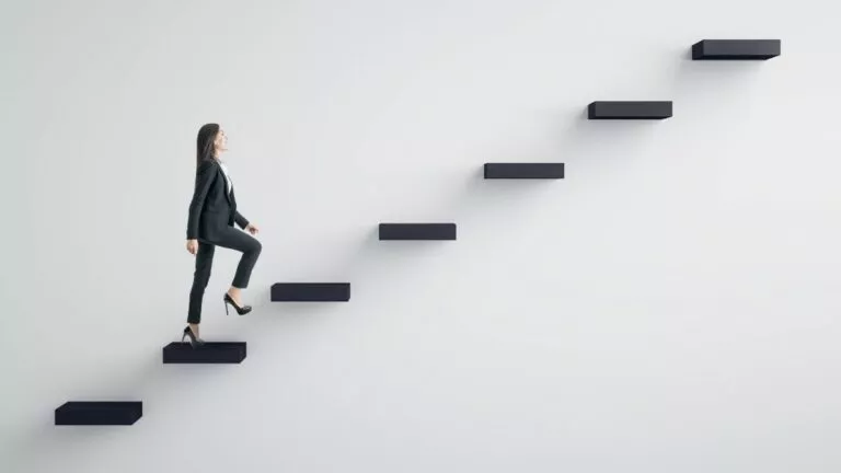 1460849927_stairs_skales_skalia-768x432