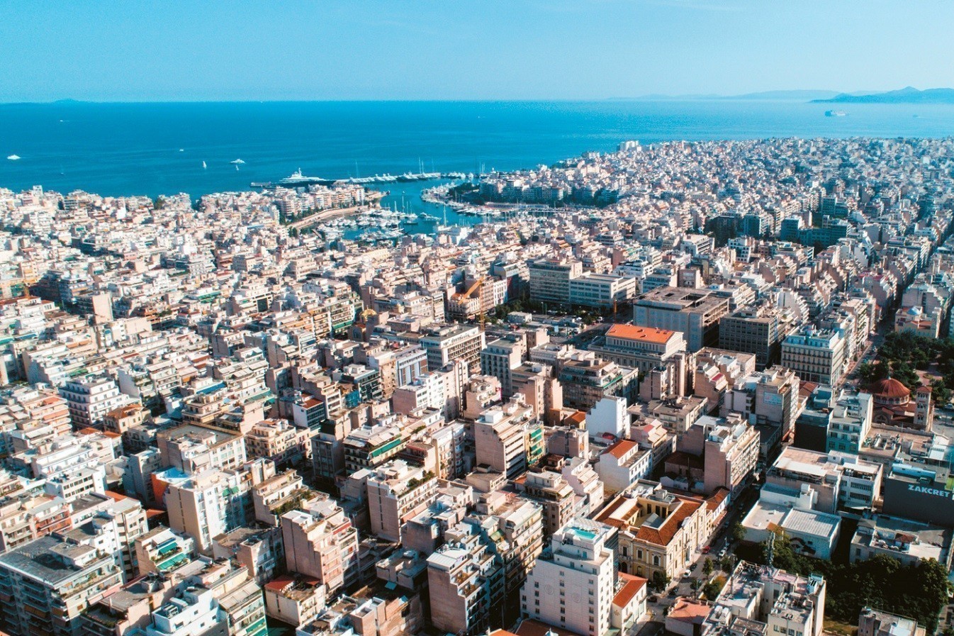 Καταπατημένα: Εξαγορά… και στα χωράφια με εκπτώσεις έως 80%