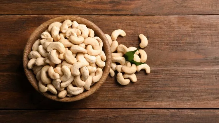 Cashews_Shutterstock_1268044990-1-768x432