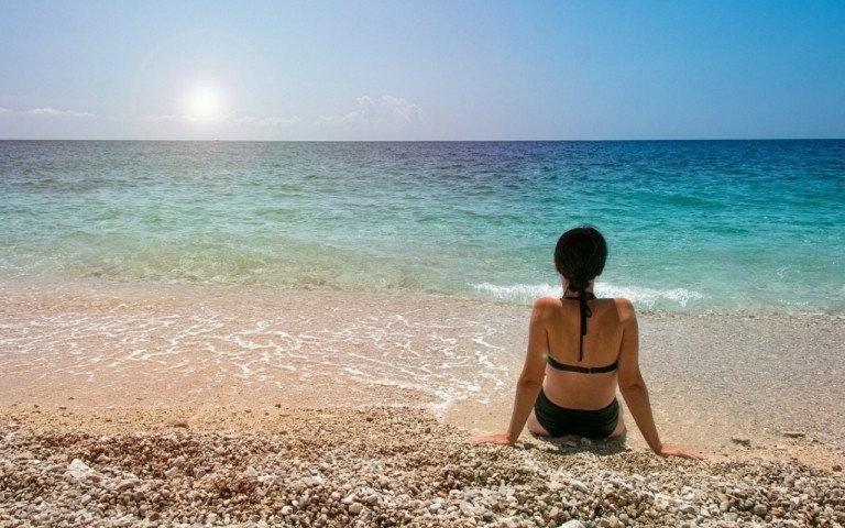 beach-4601146_1920-1280x800-1-768x480