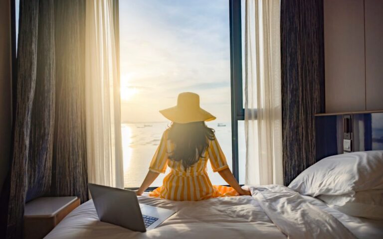 internet_wellbeing_-_shutterstock-768x480