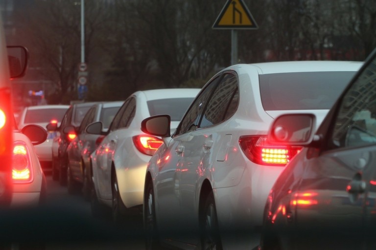 traffic-jam-pixabay-768x512 (1)