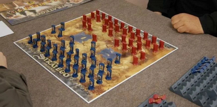 stratego-873x432