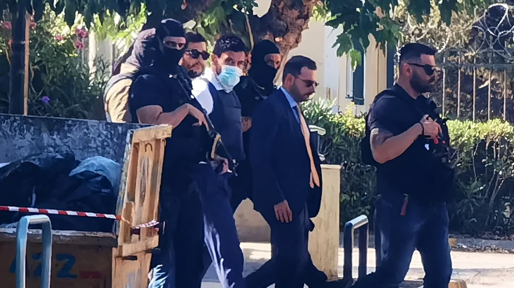 44xronos_dikastiria_new_xr