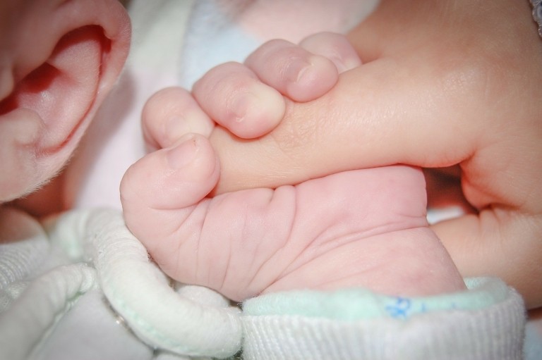 baby-428395_1280-768x511