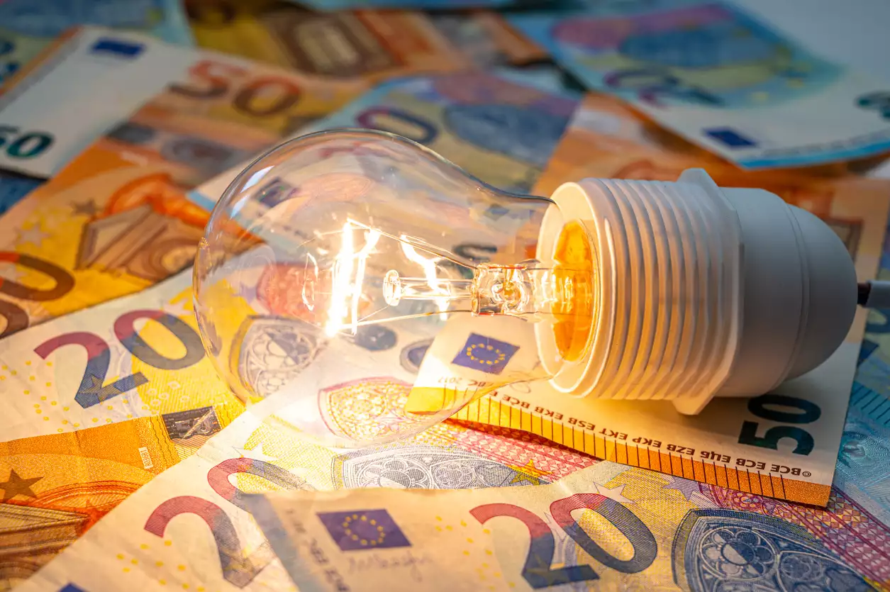 iStock-1972324062
