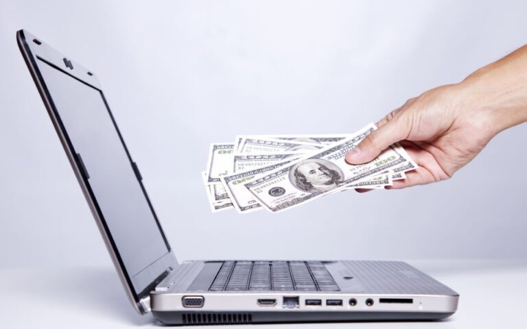 laptop_money_-_shutterstock-768x480