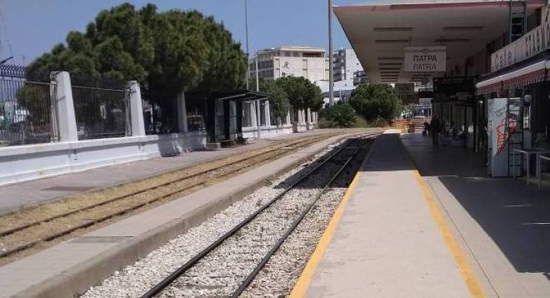 post_patras_railway_station_1