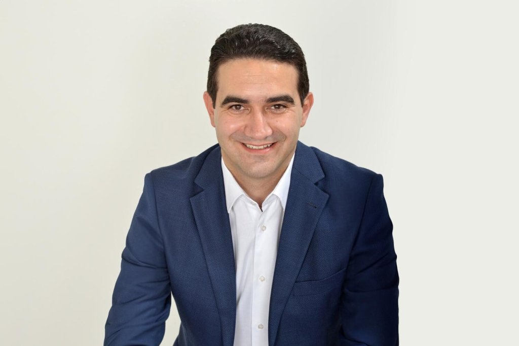 ΜΙΧΑΛΗΣ ΚΑΤΡΙΝΗΣ ΦΩΤΟ (2)