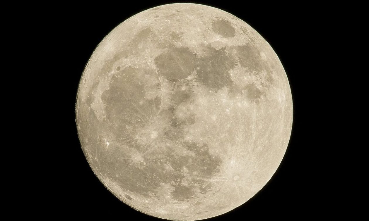 0a58be9d-full-moon-1869760_1280