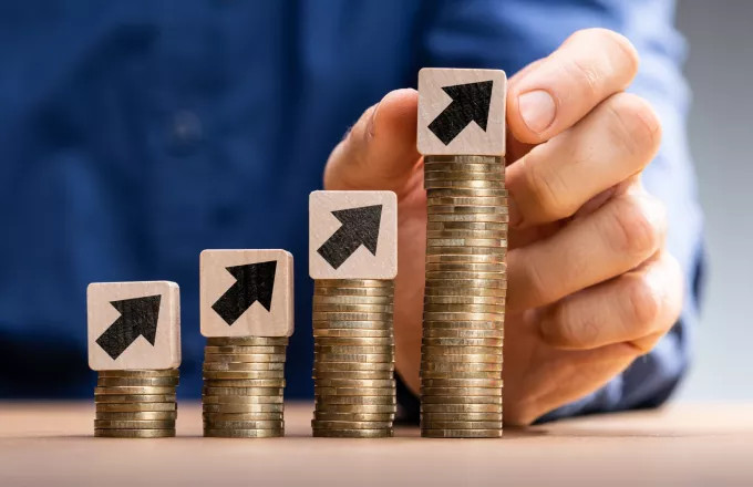 1-shutterstock_afksisi_misthos_euro