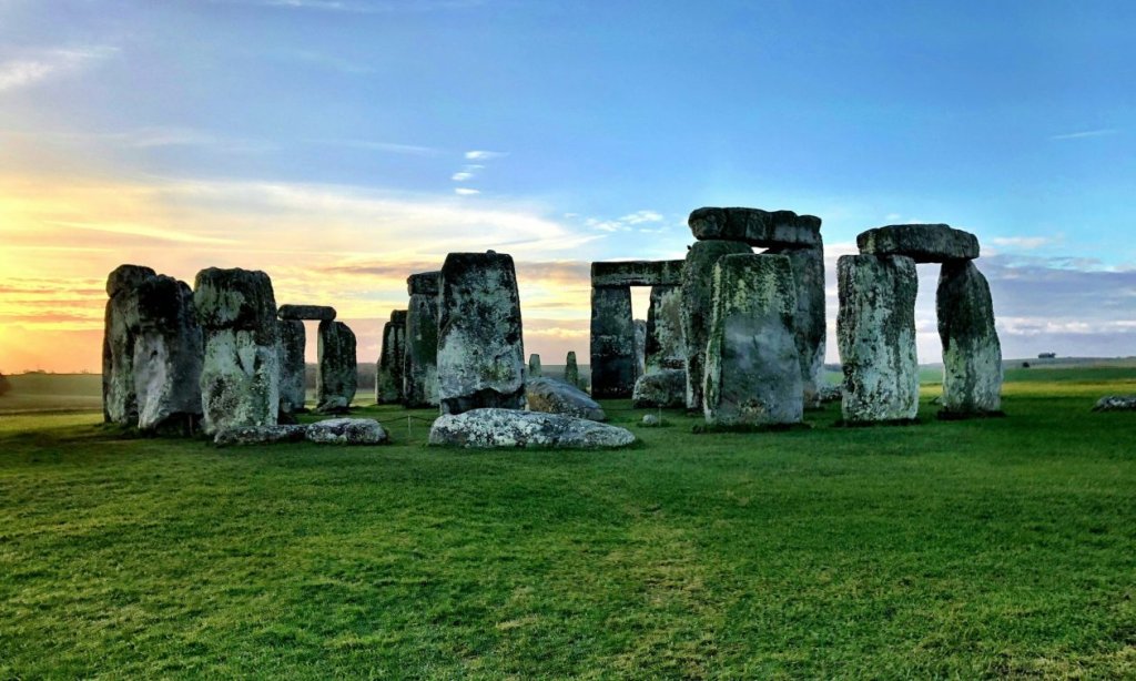 6106d9f1-Stonehenge(u)