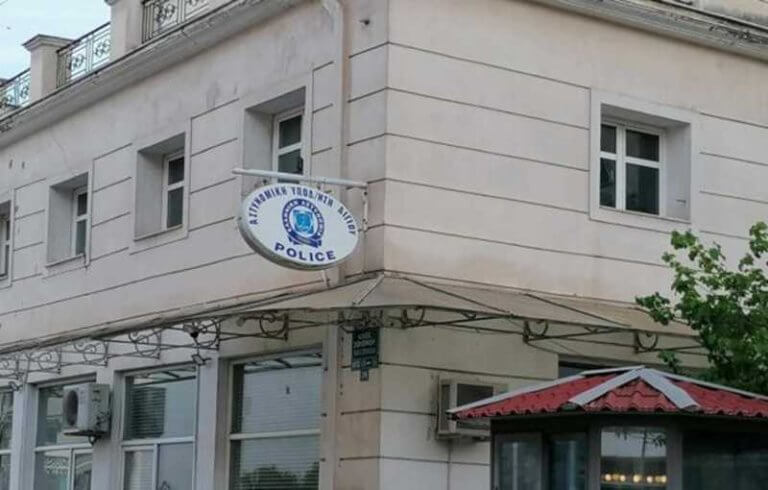 Αχαϊα: Τα 'σπασε μέσα στην Αστυνομία