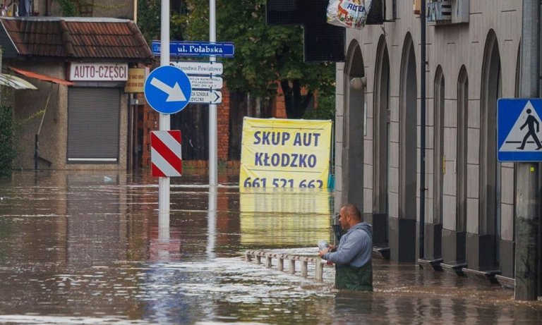 Η κακοκαιρία «Μπόρις» πνίγει την Ευρώπη: Τουλάχιστον 9 οι νεκροί - Εικόνες βιβλικής καταστροφής