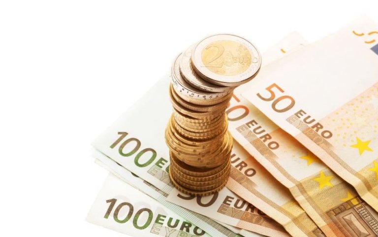 Eurostat: Αυξημένο κατά 24% το καθαρό εισόδημα των Ελλήνων από το 2019