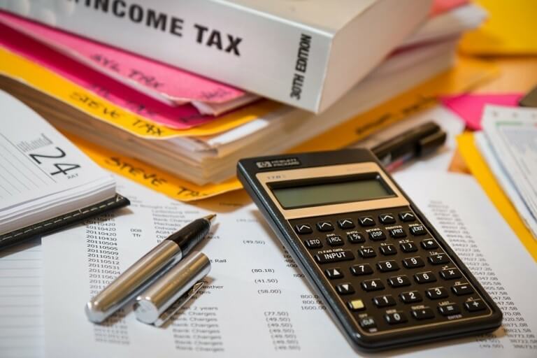 income-tax-4097292_1920-768x512