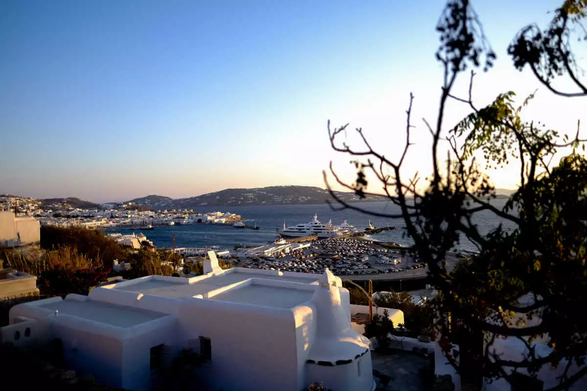 mikonos5-1200x800