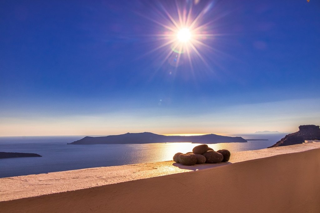 santorini-4996920_1920