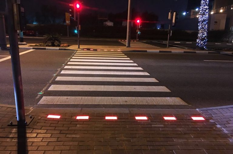 smart-pedestrian-crosswalk-768x509