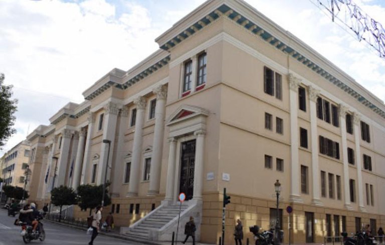 Πάτρα: «Αγκάθι» το κτιριακό της Θέμιδας