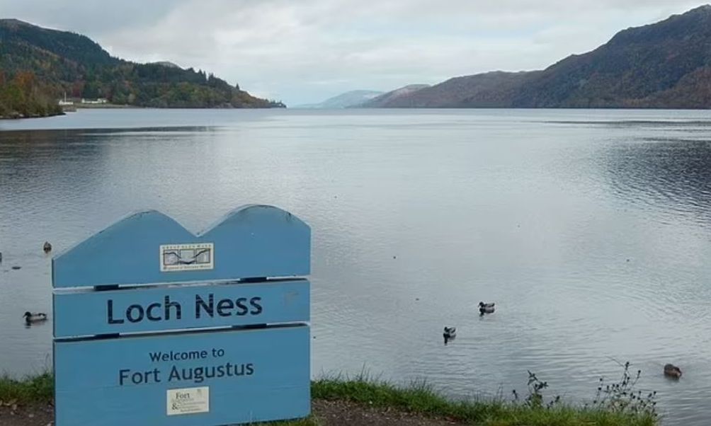 245d23f4-loch
