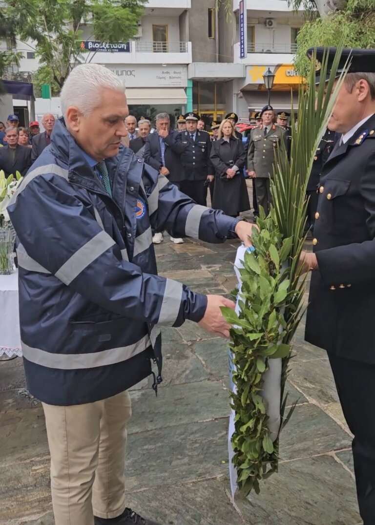 O Αντιπεριφερειάρχης Αχαΐας, Φωκίων Ζαΐμης τίμησε τη μνήμη των πεσόντων Πυροσβεστών