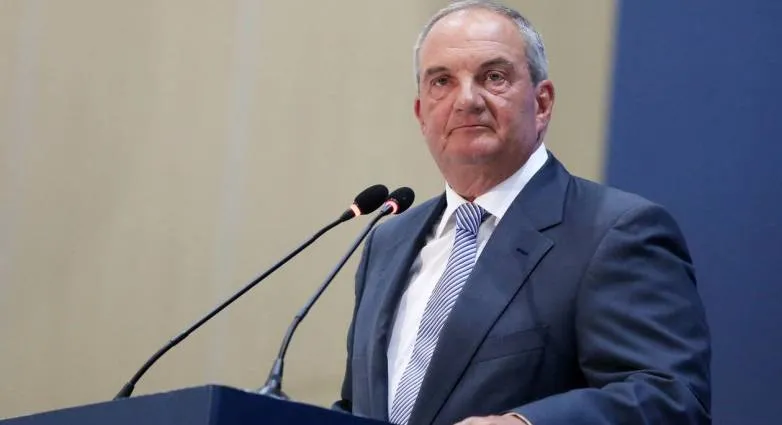 karamanlis k