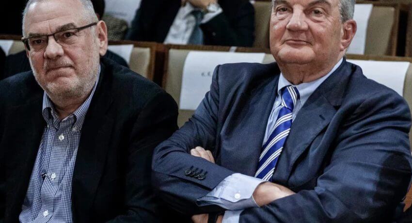 karamanlis-xarvalias-850x460 (1)